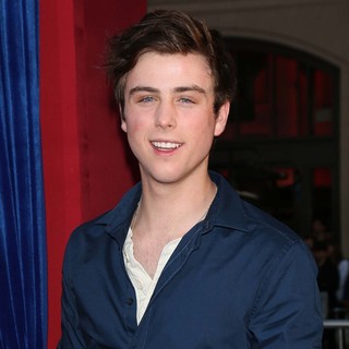 Los Angeles Premiere of The Incredible Burt Wonderstone - sterling-beaumon-premiere-the-incredible-burt-wonderstone-03