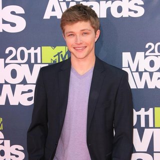 Sterling Knight in 2011 MTV Movie Awards - Arrivals - sterling-knight-2011-mtv-movie-awards-02
