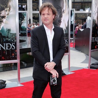 Steve Kloves in New York Premiere of Harry Potter and the Deathly Hallows Part II - Arrivals