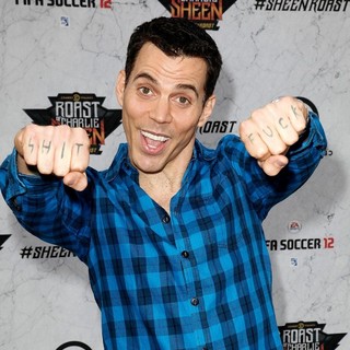 Steve-O in Comedy Central Roast of Charlie Sheen - Arrivals