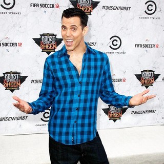 Steve-O in Comedy Central Roast of Charlie Sheen - Arrivals