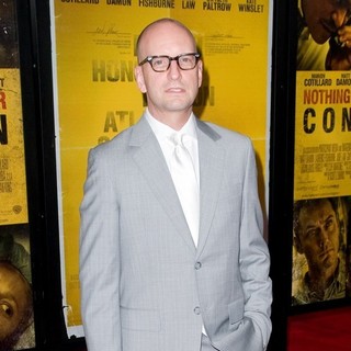 Steven Soderbergh in New York Premiere of Contagion - Arrivals
