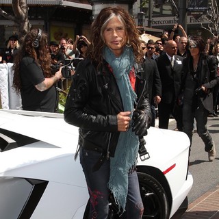 Steven Tyler, Aerosmith in Aerosmith Announce Their New Global Warming Tour