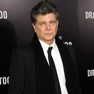 New York Premiere of The Girl with the Dragon Tattoo - Arrivals - steven-zaillian-premiere-the-girl-with-the-dragon-tattoo-01