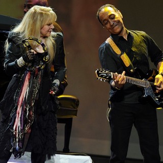 Stevie Nicks in Stevie Nicks Performing Live in Concert