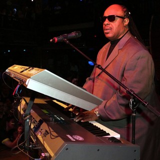 Stevie Wonder in 9th Annual GLAD Benefit Extravaganza - Show