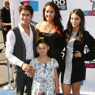 BooBoo Stewart, Maegan Stewart, Sage Stewart, Fivel Stewart in 2011 Do Something Awards - Arrivals
