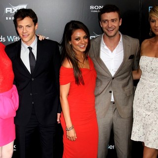 Emma Stone, Will Gluck, Mila Kunis, Justin Timberlake, Jenna Elfman in New York Premiere of Friends with Benefits - Arrivals