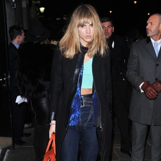 Suki Waterhouse