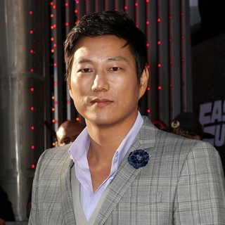 Sung Kang in Los Angeles Premiere of Fast and Furious 6 - sung-kang-la-premiere-fast-and-furious-6-02