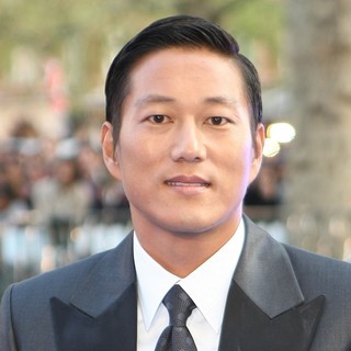 Sung Kang in World Premiere of Fast and Furious 6 - Arrivals