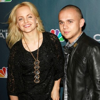 Mena Suvari, Simone Sestito in Premiere Party for "The Cape"