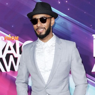 Swizz Beatz in Nickelodeon's 2012 TeenNick HALO Awards - Arrivals
