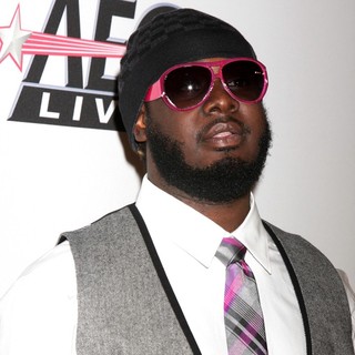 T-Pain in The 2010 Annual Clive Davis Pre-Grammy Party - Arrivals - t-pain-2010-annual-clive-davis-pre-grammy-party-01