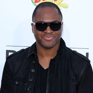 Taio Cruz in 2012 Billboard Music Awards - Arrivals - taio-cruz-2012-billboard-music-awards-01