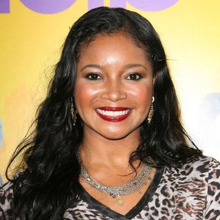 Tamala Jones in World Premiere of The Help