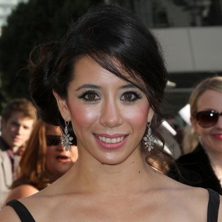 Tara Macken in Los Angeles Premiere of The Hunger Games - Arrivals