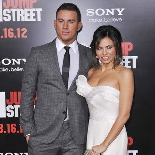 Channing Tatum in Los Angeles Premiere of 21 Jump Street - Arrivals - tatum-dewan-premiere-21-jump-street-02