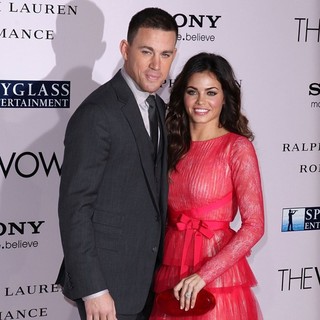 Channing Tatum in The Vow Los Angeles Premiere - tatum-dewan-premiere-the-vow-05