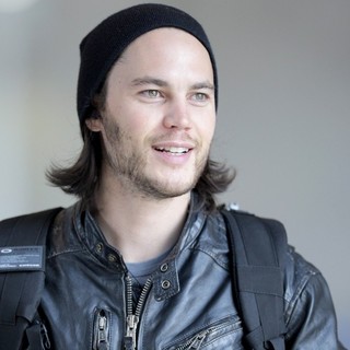 Taylor Kitsch in Taylor Kitsch Arrives at LAX Airport