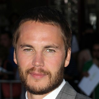 Taylor Kitsch in The Premiere of Savages