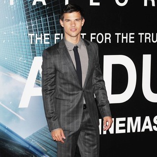 Taylor Lautner in The Premiere of Abduction
