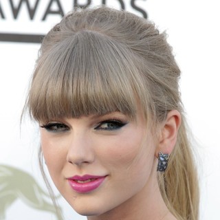 2013 Billboard Music Awards - Arrivals