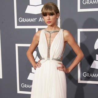 Taylor Swift in 55th Annual GRAMMY Awards - Arrivals