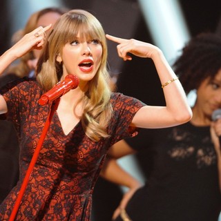 Taylor Swift in Taylor Swift on Scandinavian Primetime Talkshow Skavlan Filmed