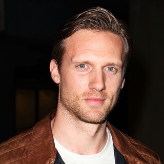 Teddy Sears