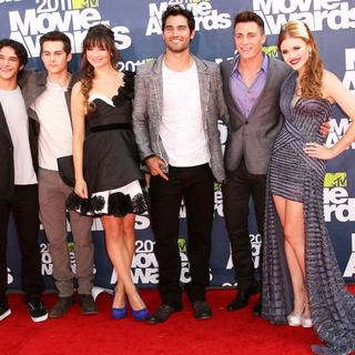 Dylan O'Brien in 2011 MTV Movie Awards - Arrivals - teen-wolf-casts-2011-mtv-movie-awards-01