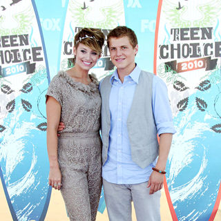 Kimberly Wyatt, Kevin G. Schmidt in The 12th Annual Teen Choice Awards 2010
