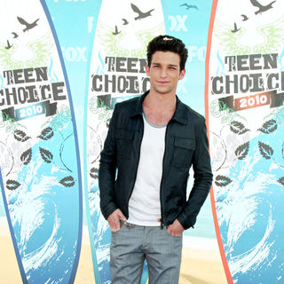 Daren Kagasoff in The 12th Annual Teen Choice Awards 2010 - teen_choice_17_wenn2955990