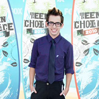 Kevin McHale in The 12th Annual Teen Choice Awards 2010 - teen_choice_18_wenn2955991