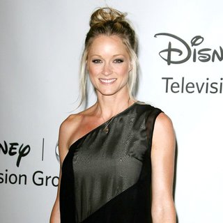 Teri Polo in 2011 Disney ABC Television Group Host Summer Press Tour - teri-polo-2011-disney-abc-summer-press-tour-02