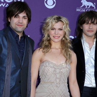 The Band Perry in 2012 ACM Awards - Arrivals