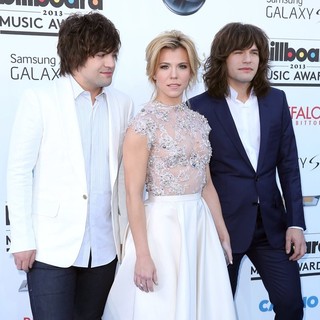 2013 Billboard Music Awards - Arrivals