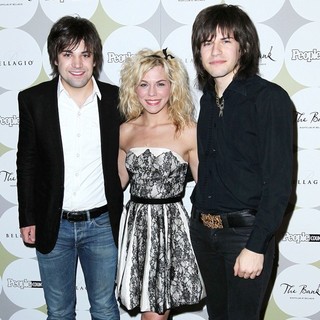 The Band Perry in People Country Celebrates Nashville in Vegas