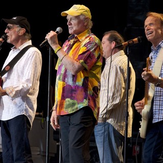 David Marks, Mike Love, Al Jardine, The Beach Boys in The Beach Boys Performing Live on Their 50th Anniversary Tour