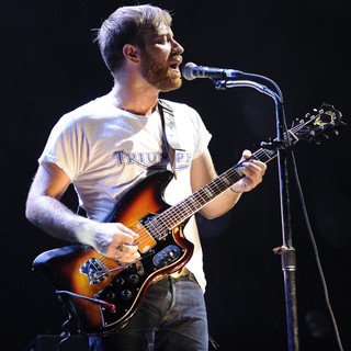 Dan Auerbach, The Black Keys in The Black Keys Perform at Molson Canadian Amphitheatre