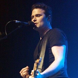 Jon Fratelli, The Fratellis in The Fratellis Performing