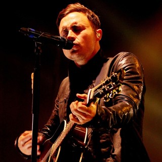 Joe King, The Fray in Kelly Clarkson and The Fray Performing