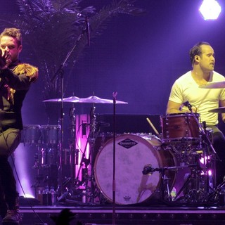 Brandon Flowers, Ronnie Vannucci, Jr., The Killers in The Killers Performing at The American Airlines Arena