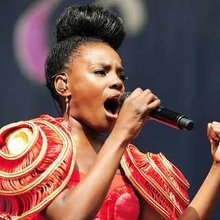 The Noisettes in V Festival - Day Two