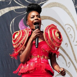 The Noisettes in V Festival - Day Two