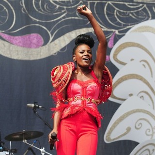 The Noisettes in V Festival - Day Two