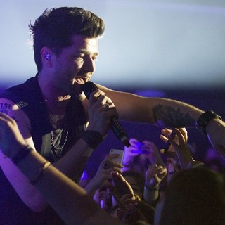 Danny O'Donoghue, The Script in The Script Perform Live