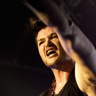 Danny O'Donoghue, The Script in The Script Perform Live