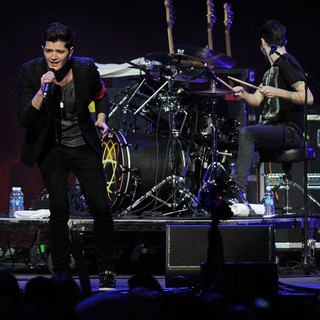 Danny O'Donoghue, The Script in The Y100 Jingle Ball 2011
