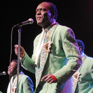 The Temptations in The Temptations Performing Live